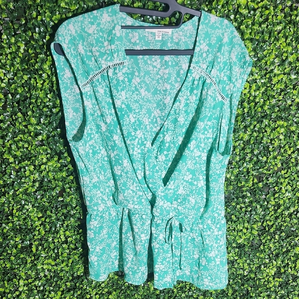 June & Hudson Green Floral Wrap Top Extra Large